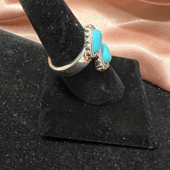 🔥🔥Silver Adjustable Ring W/Faux Turquoise Stones Southwestern Style. Very Styl - Picture 9 of 10